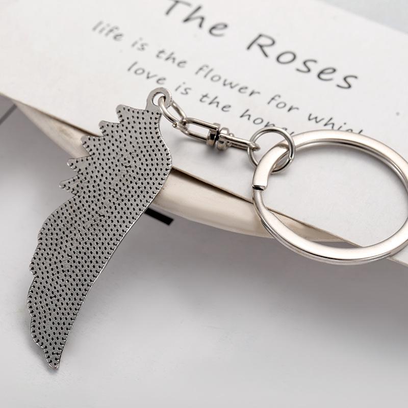 Retro Single Wing Stainless Steel Keychain Angel Feather Design Fashion Unique Pendant Practical Daily Bag Charm