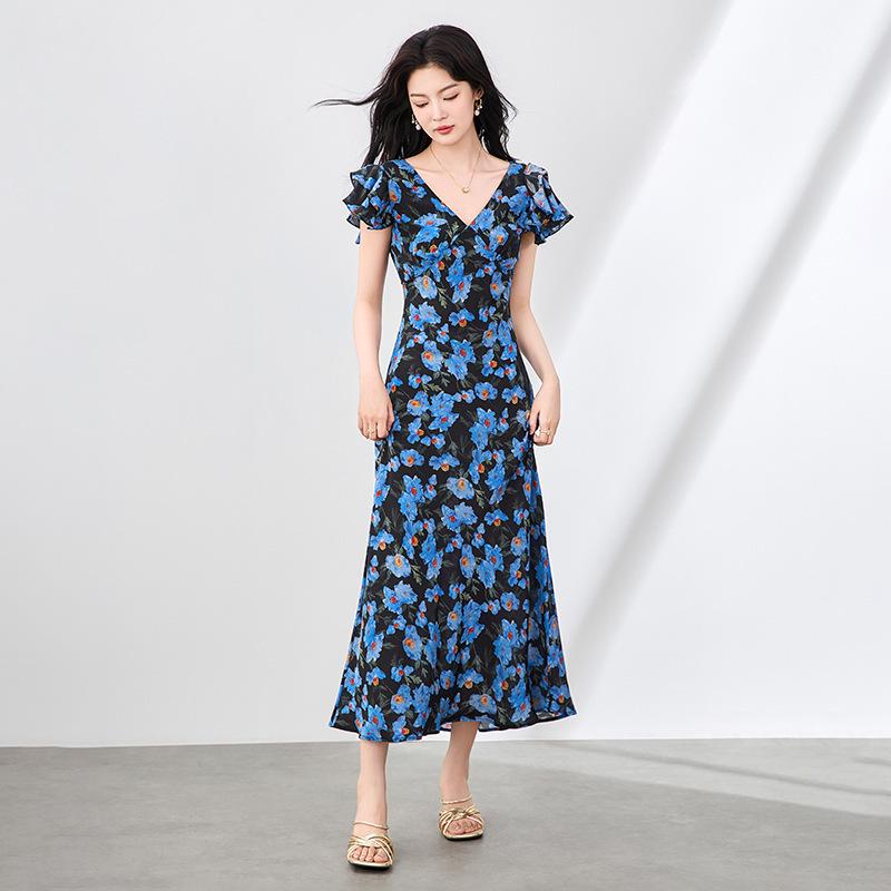 

Elegant Mulberry Silk Printed Long Dress - Perfect for Seaside Vacations Small