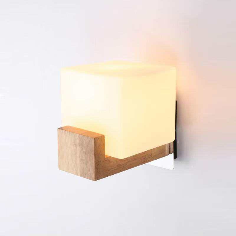 Nordic Solid Wood LED Wall Lamp for Bedroom, Hotel, Stairwell, Corridor