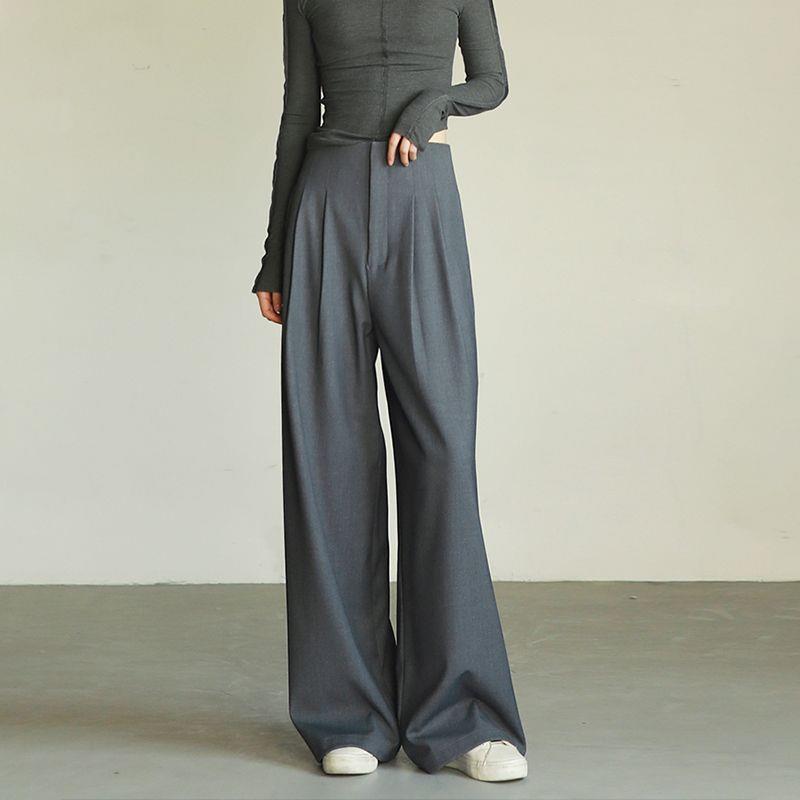 Gray High-Waisted Wide-Leg Suit Pants for Women: Drape Design, Hip-Covering, Slimming, Straight-Leg, Cinched Waist for Pear-Shaped Bodies.