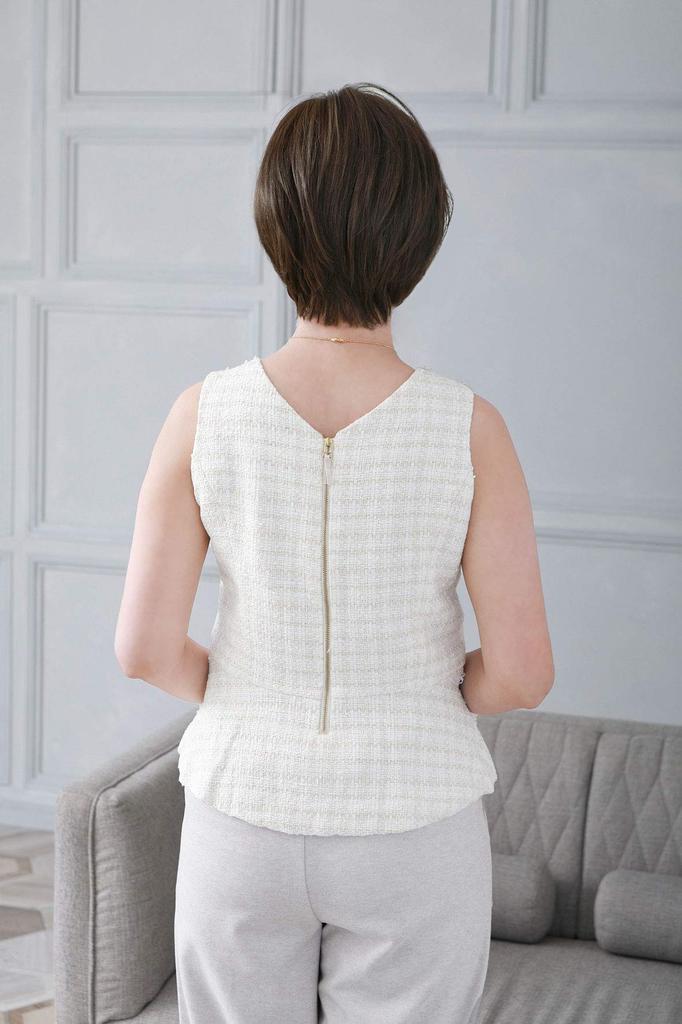 Priscilla Mrs. All-Wig Round Curl Short Bob A-114 TDB: Heat-Resistant Dark Brown