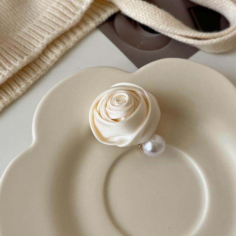 Retro Satin Rose Grab Clip Feminine Hair Clip Large Shark Clip Hair Accessory