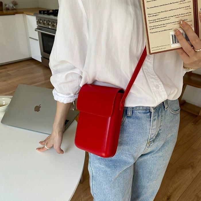 Fashion Simple Versatile Saddle Bag for Women, Shell Bag, Candy Color Small Square Bag, Solid Color Phone Bag, Single Shoulder Crossbody Small Bag