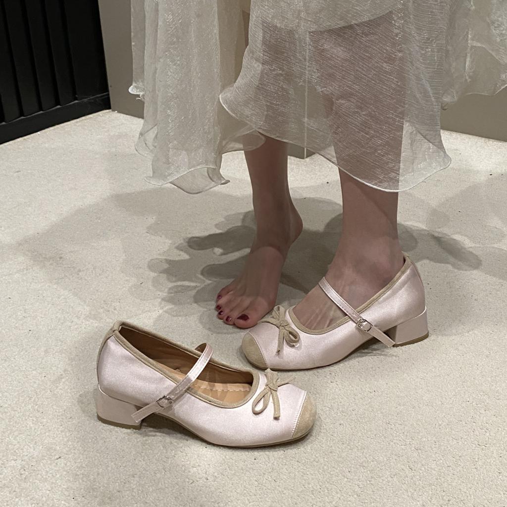 2025 New Mary Jane Shoes French Spring and Summer Light Mouth Skirt Wind Ballet Round Head Silver Year Flat Single Shoes Women