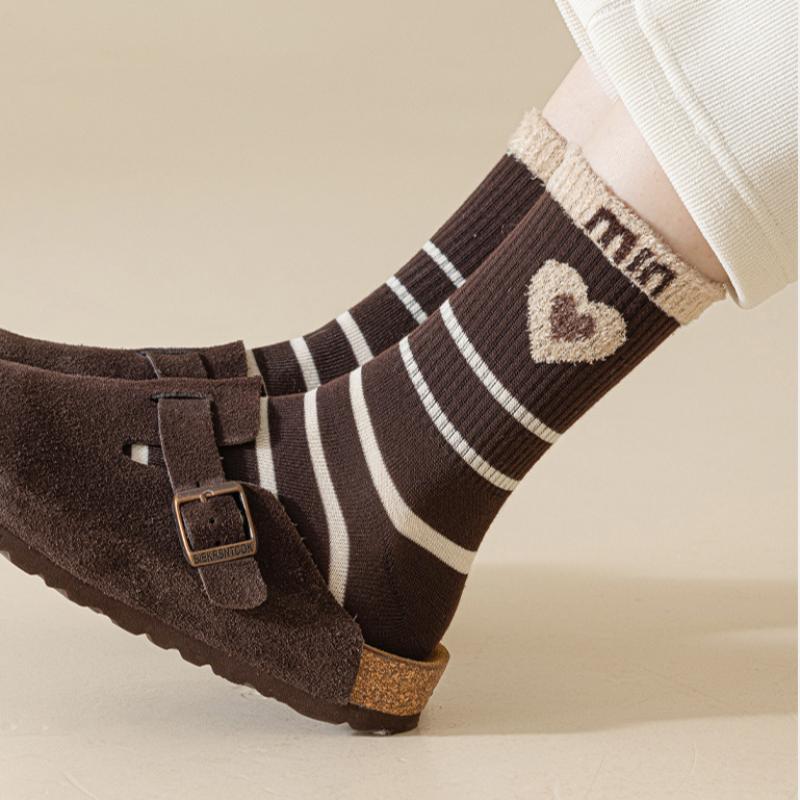4 Pairs Autumn and Winter New Brown Maillard Socks Women's Light Luxury Style Ins Trendy Socks Love Bear Warm Raw Edge