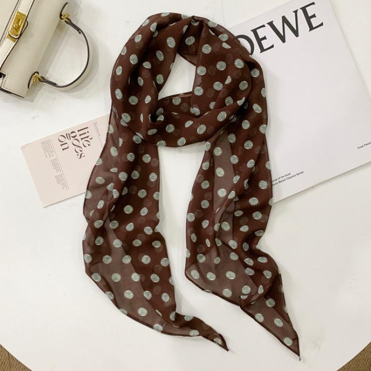 

Шелковый коричневый шарф в горошек: Универсальный женский аксессуар для шеи, повязка для волос или резинка для волос (Дизайн 2025 года)