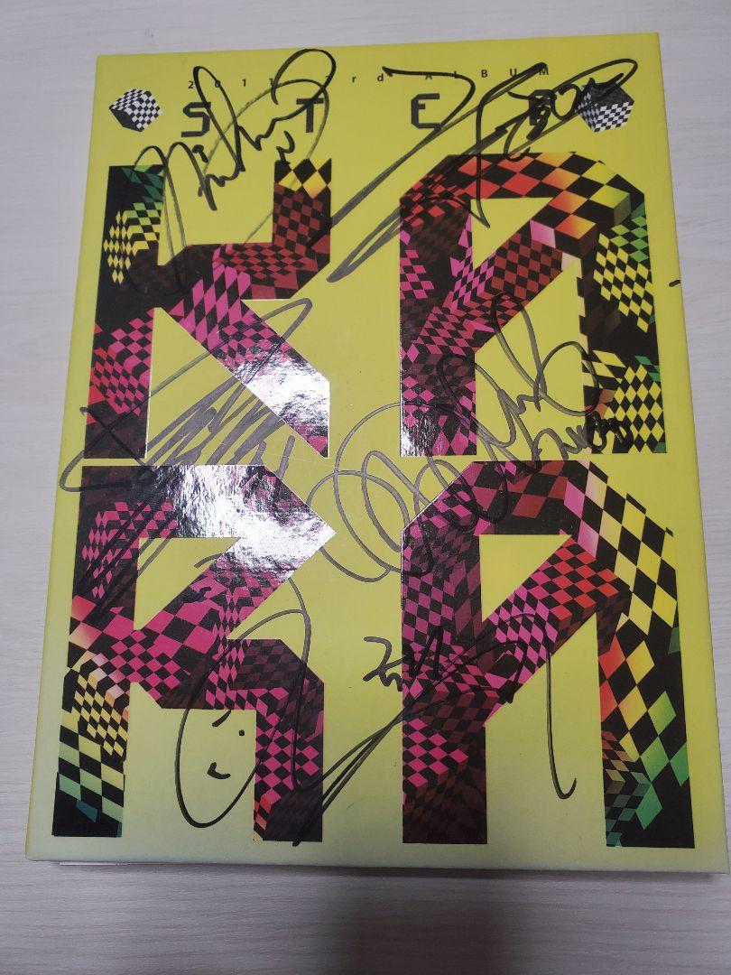 

[USED] KARA autograph