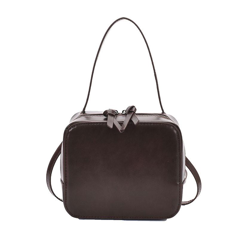 Trendy Minimalist Urban Style Women s Square Bag With Vintage Feel кофейный
