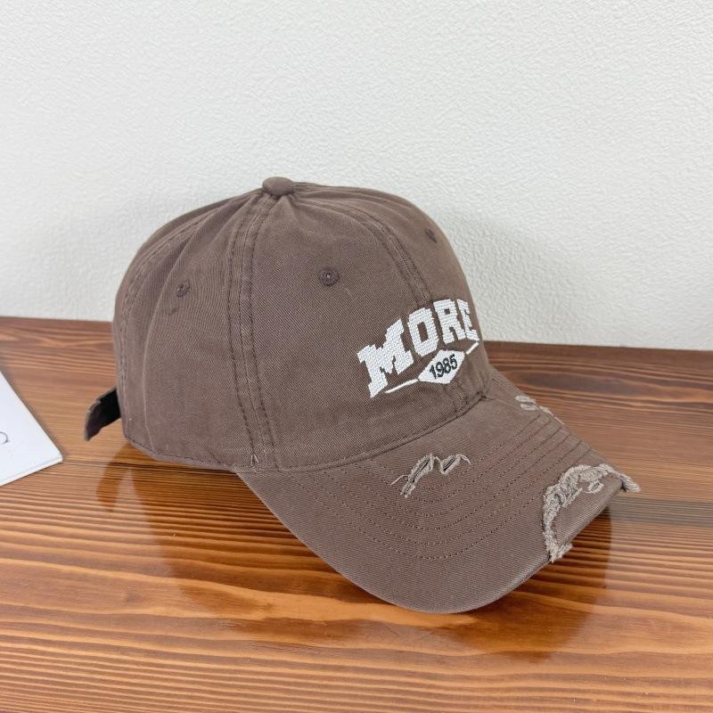 

Old Ripped Sun Shading Baseball Hat for Women In Spring and Summer Versatile Letter Embroidery Fashion New Baseball Hat for Men (55-59cm)