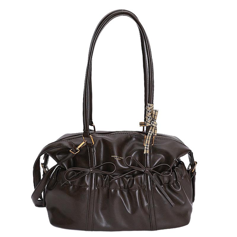 Casual versatile niche pleated bag women's 2025 new fashion shoulder underarm bag commuter tote bucket bag