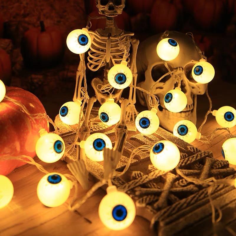 2025 Waterproof Outdoor LED Halloween String Lights for Courtyard Decoration and Atmosphere.