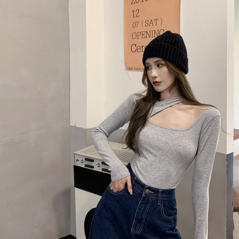 Slim Fit Neck Hanging Long Sleeved T-shirt Top