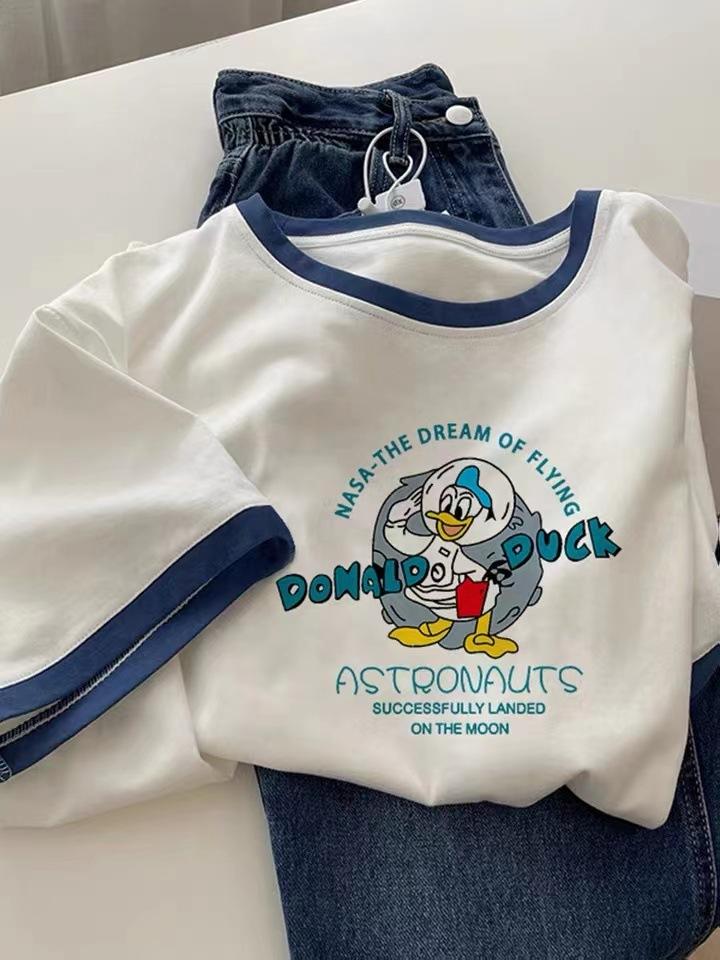 Czysta bawełna, biały t-shirt damski z krótkim rękawem, letni design, niszowy, w kontrastowym kolorze, w stylu Hong Kongu, szykowny top z bazą