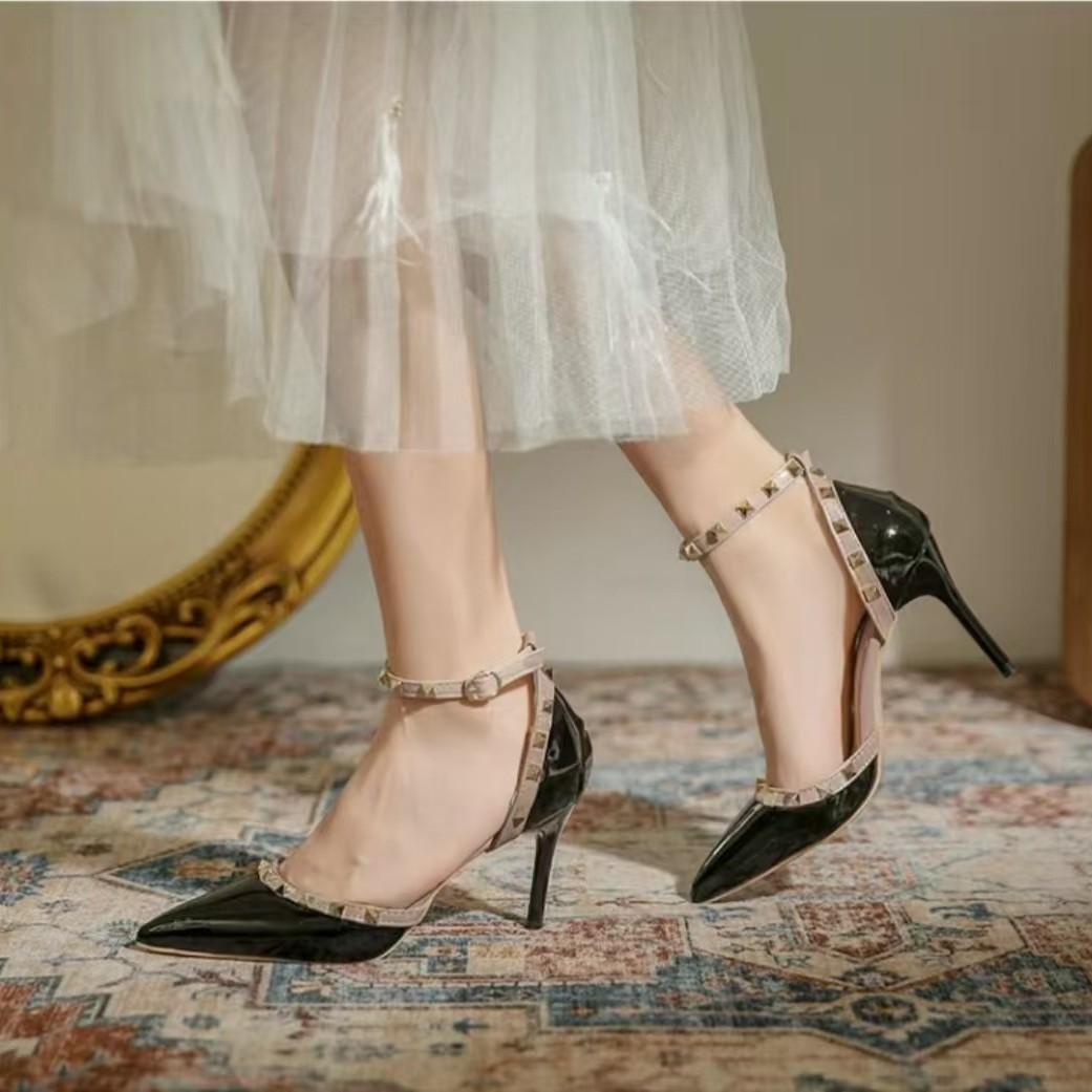 

2025 new women s thin heel hollow pointed head with dress one-word buckle with bag head sandals nude rivet high heels 34