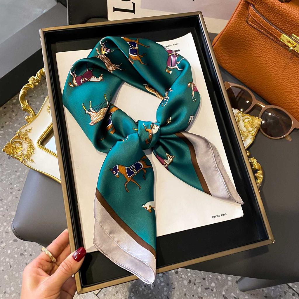 Silk scarf women's neck new scarf with coat 70 small square scarf scarf mother high-end scarf