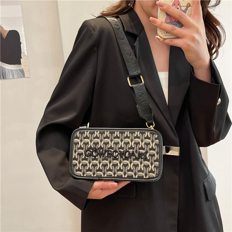 New Fashion Niche Design Popular Mix and Match Contrasting Color Camera Bag Shoulder Crossbody Trendy Women's Bag