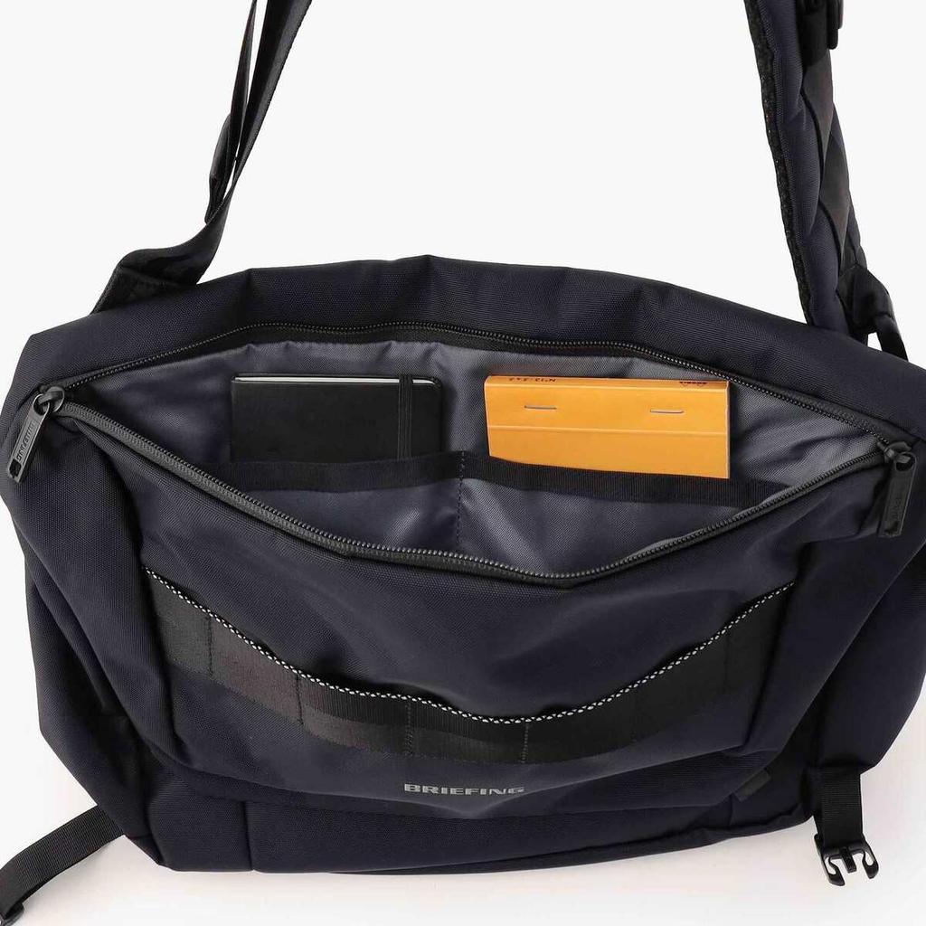 Shoulder MFC MESSENGER WR BLACK [Briefing] Men's