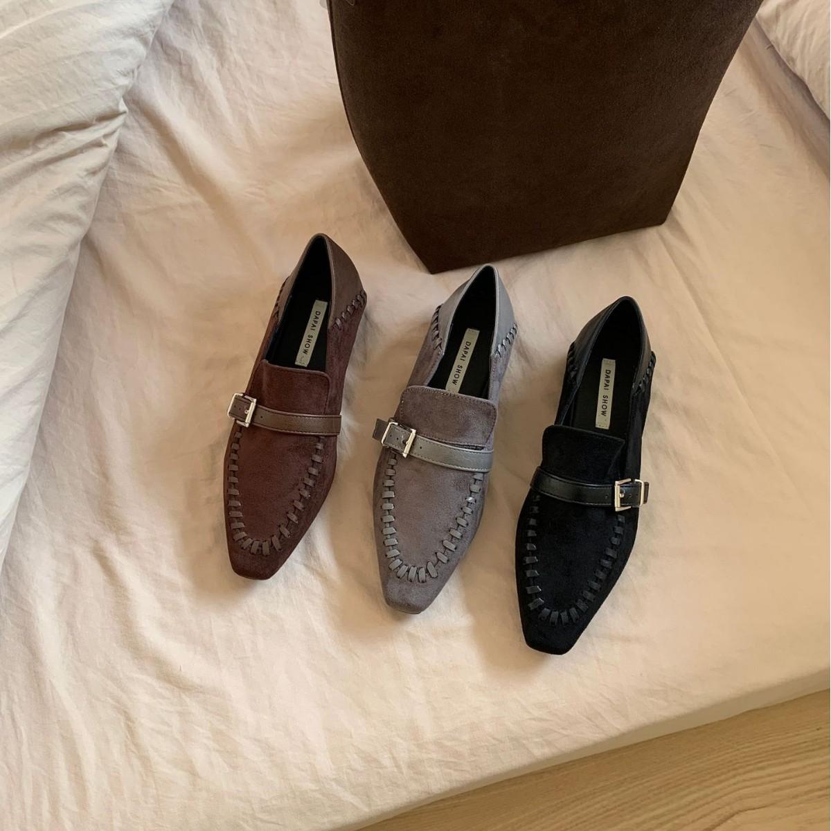 

2025 autumn and winter new round head woven one-word belt buckle soft sole women s deep mouth fashion women s single shoes 39 кофейный