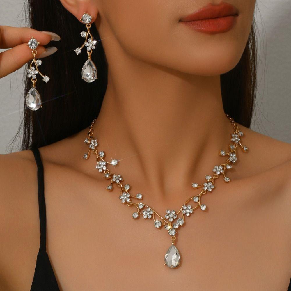 Golden Exquisite Jewelry Sets Shiny Choker Necklace Earring Set  Jewelry Gifts
