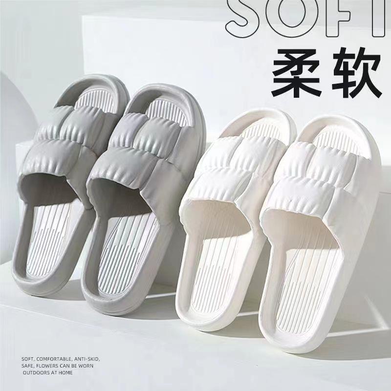 Slippers Wear Women's Summer New Stepping On Shit Feeling Thick Sole Non-slip Two Wear Seaside Travel Beach Sandals Women