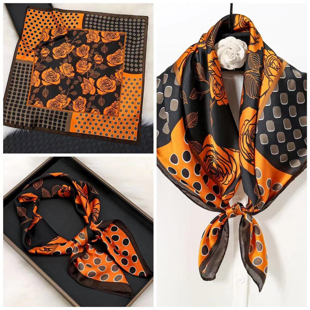 Eleganti Foulard di Seta da Donna Con Centinaia di Camicie, Assistenti di Volo, Decorazione Professionale, Protezione del Collo, Foulard, 70 Foulard Quadrati Piccoli.