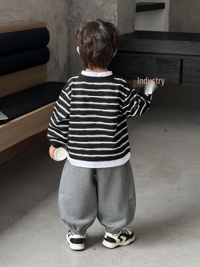 Autumn 2025 Boys' Trendy Striped Sweatshirt Set - Fashionable Early Autumn Outfit