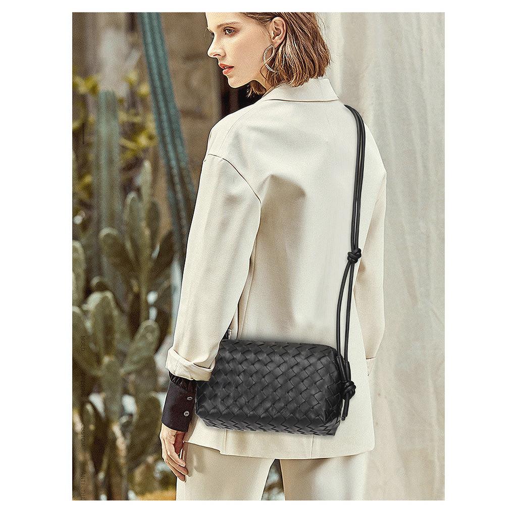 IELGY Women's Woven Bag, Premium Messenger Diamond Shoulder Small Square Bag