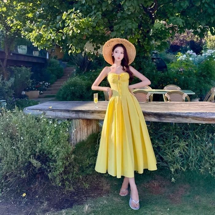 French sexy suspender strap pleated dress women's summer tea break temperament waist thin holiday style A word long dress