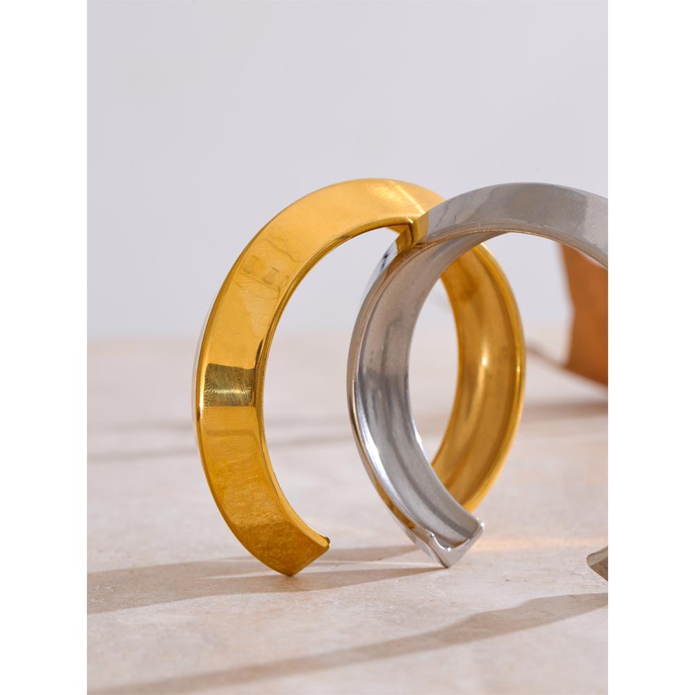 Yhpup 55cm Gold PVD Plated Stainless Steel Smooth Polished Cuff Bracelet Waterproof Fashion Charm High Quality Bangle for Women