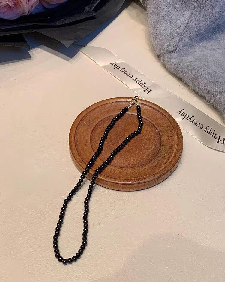 Black Natural Stone Necklace Women's New Popular Black Agate Beaded Collarbone Chain Premium French Sweater Necklace