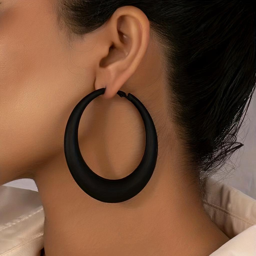 New Simple Exquisite Fashion Wild Big Red Circle Earrings Niche Zircon Senior Sense Earrings for Women