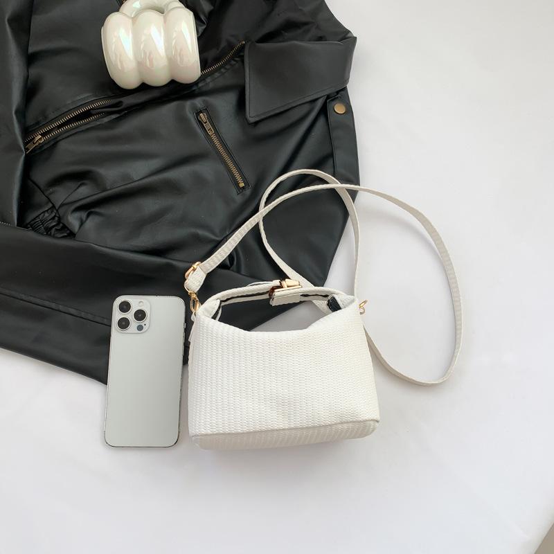 Textured Vertical Stripes Simple 2025 Solid Color New Personality Trend Design Foreign Style Shoulder Crossbody Handbag Women's Bag