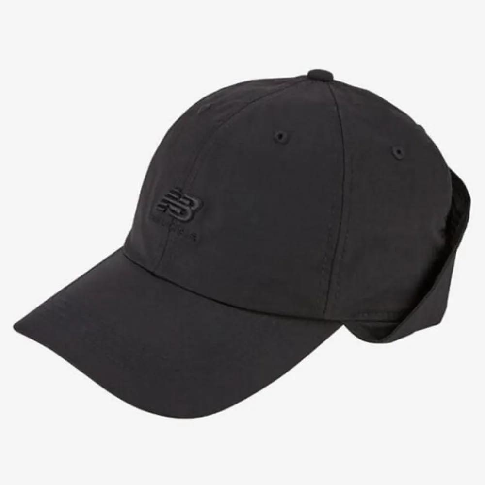 [New Balance] [Кепка] УТЕПЛЕННАЯ КЕПКА SARARI - NBGDCAF108_19 (11896545A) FREE