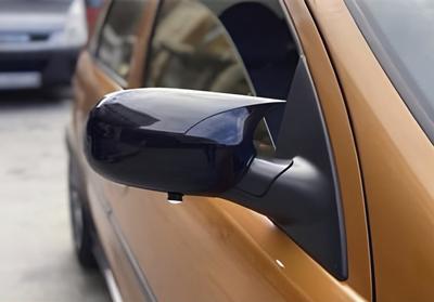 Kryty zrcátek ve stylu BMW (2 ks) pro Opel Corsa C 2000-