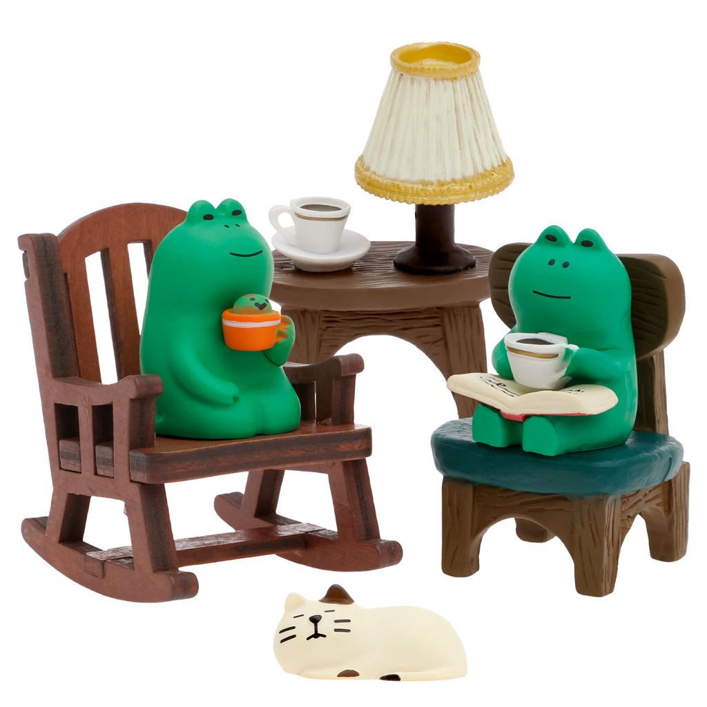 6/7Pcs Mini Frog Figurines Ornamen Funny Desk Decor for Home Bedroom Decor Birthday Gift Simulated Miniature Animal Collectible