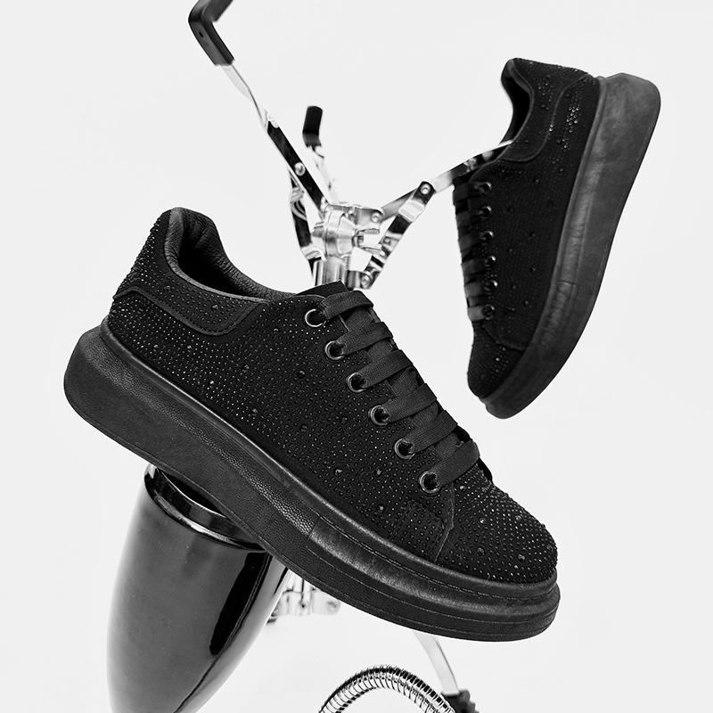 Fashion Street Style Mens Sneakers Thick Bottom Walking Shoes Leisure Male Skateboard Footwear Non-Slip Tenis Masculino Vulcanize Shoes