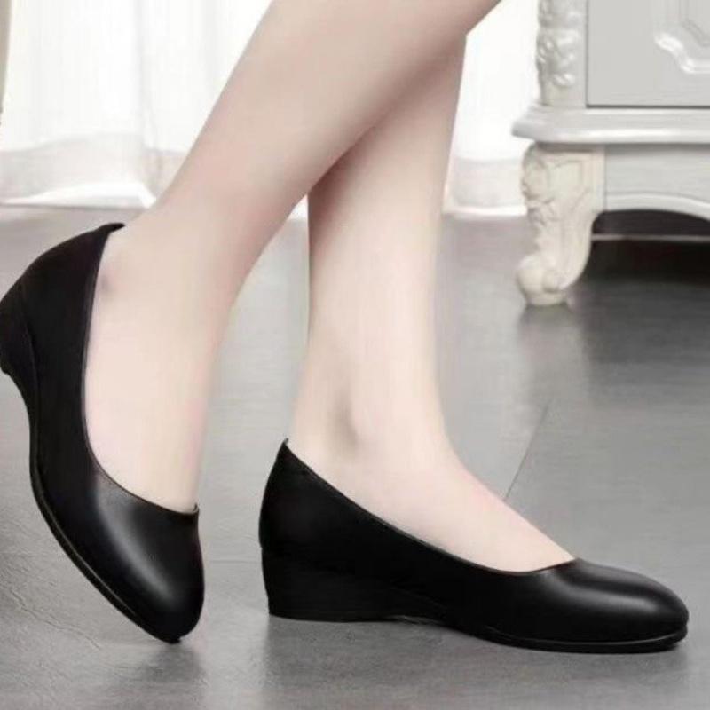 New Women's Genuine Leather Slip On Flats   Black Low Wedge Work Shoes, Comfortable Office and Commuting Shoes for daily use