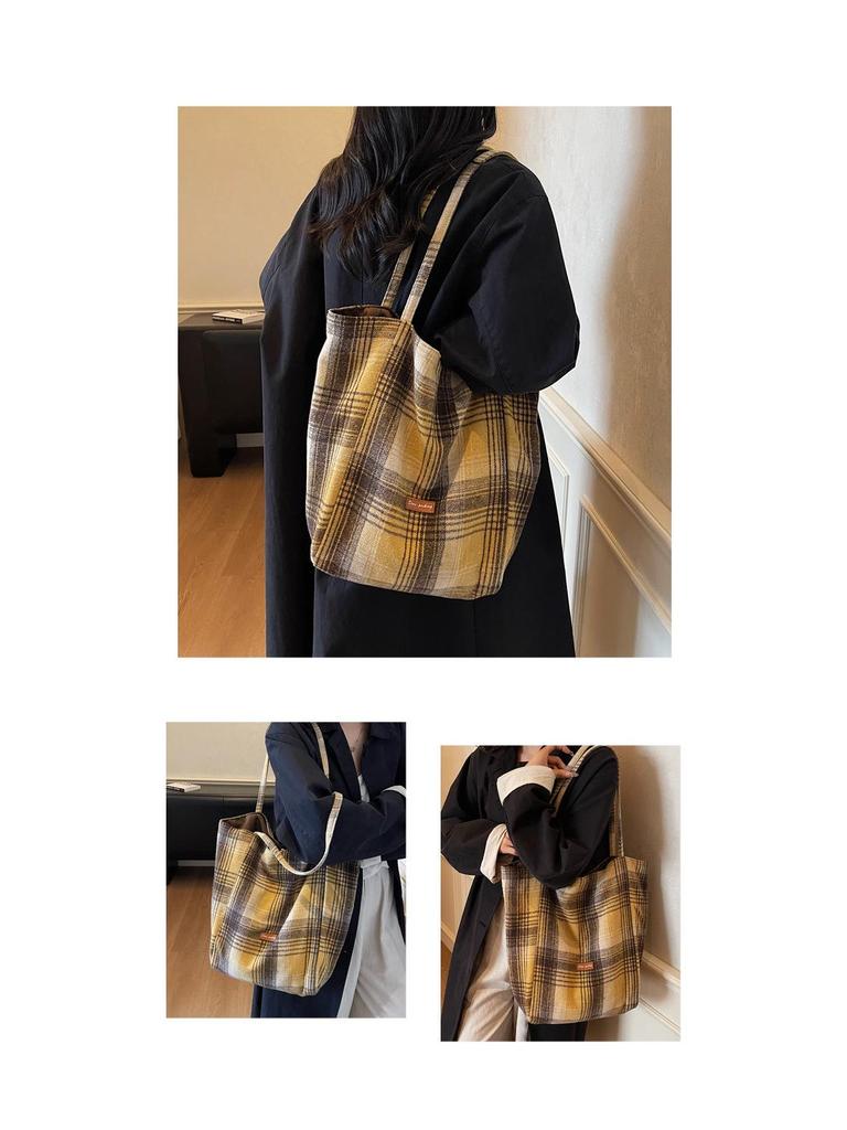 Korean Style Large Capacity Plaid Canvas Shoulder Bag for Women - Autumn/Winter 2025 Casual College Commute Tote