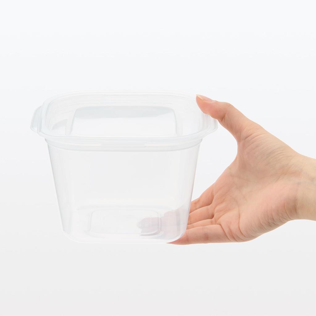 MUJI Microwaveable Food Containers with Pack of 2 Lids, Semi-Transparent, Square, 900mL, (MDP01A3S)