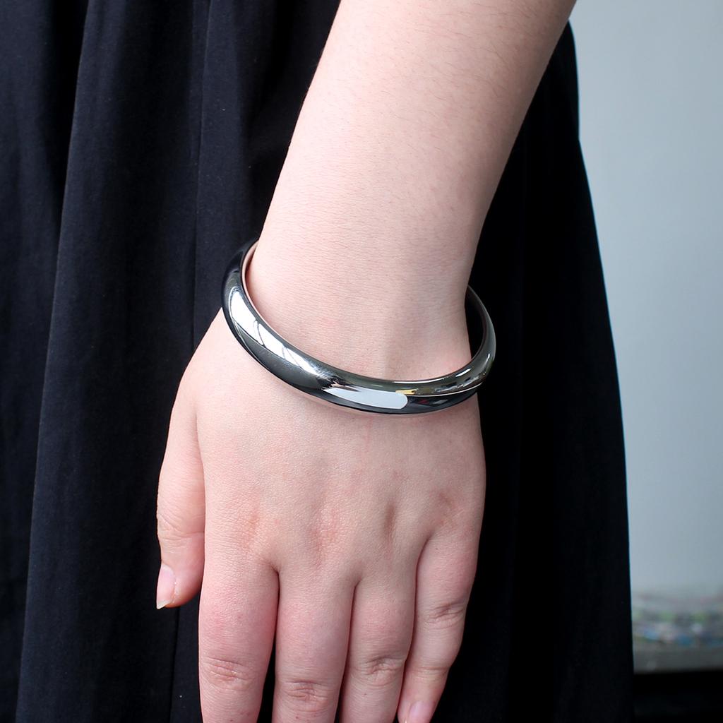 Tarnish Free Fashion Jewelry Gold Stainless Steel Simple Bracelet Hollow Round Smooth Plain Thick Bangles Bracelet for Women