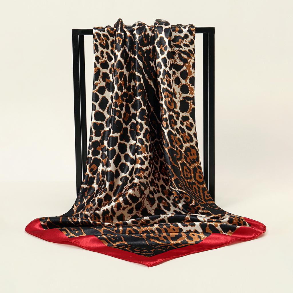 90*90cm Leopard Gedruckter Quadratischer Schal Damen Luxus Designer Schal Mode Punkt Stirnband Matt Satin Seide Haarband Taschentuch