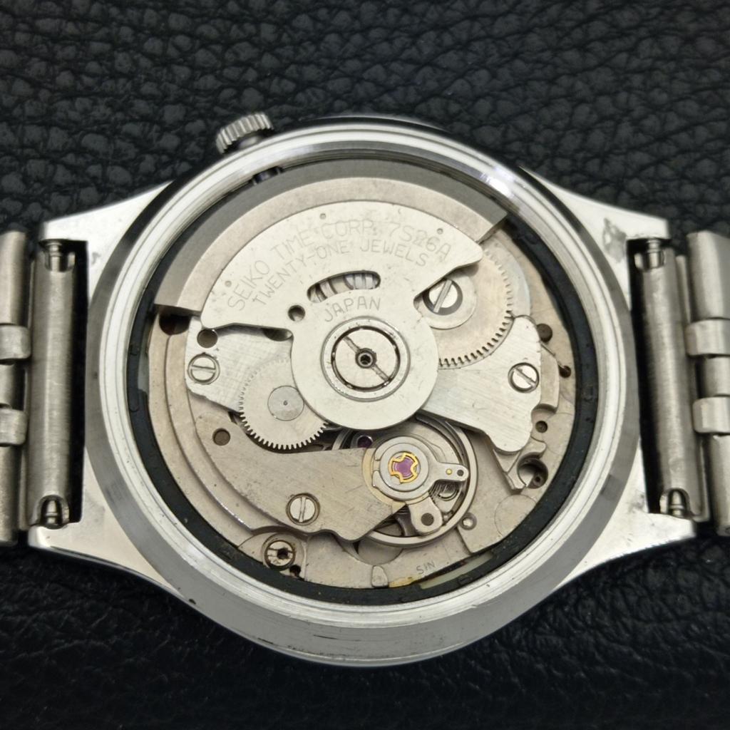 GENUINE VINTAGE SEIKO 5 AUTOMATIC 7S26A JAPAN MENS RED DIAL WATCH A702355-5