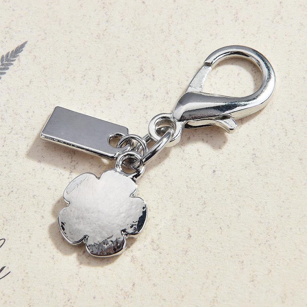Creative Cartoon Three-Dimensional Modeling Keychain Alloy Lobster Buckle Personalized Bag Pendant Fun Dy Accessories Small Pendant