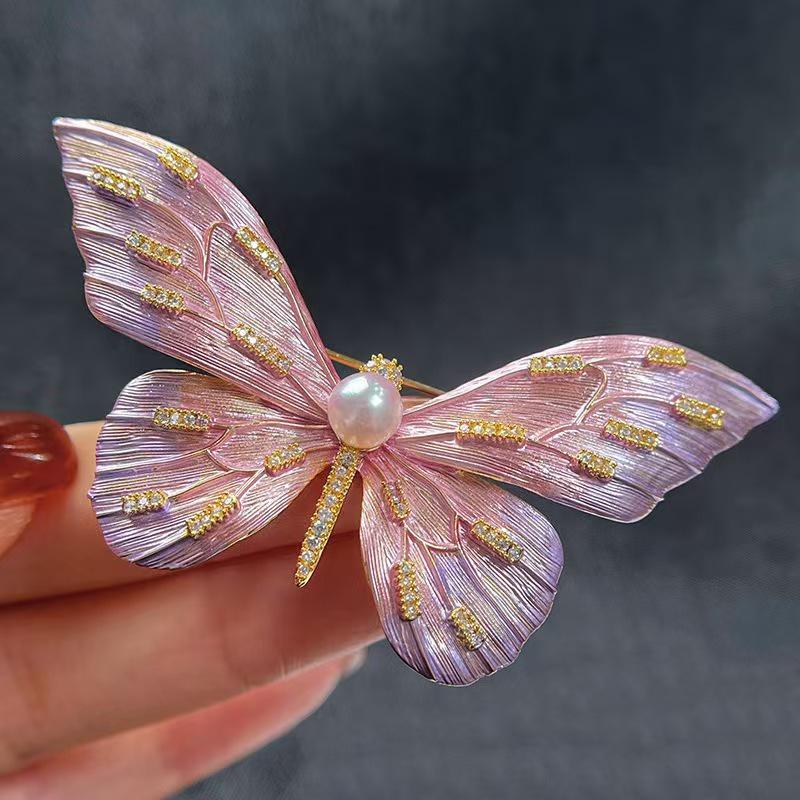 Exquisite Butterfly Rhinestone Brooch - Versatile 3D Floral Alloy Accessory for Women
