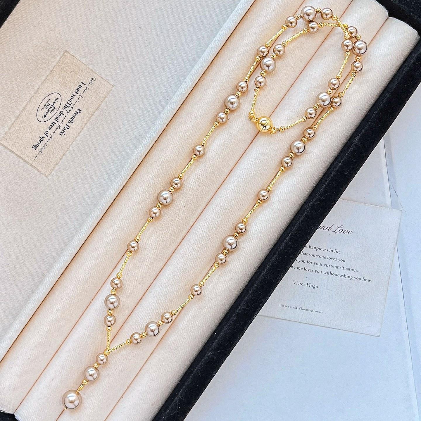 

Autumn And Winter Retro Maillard Brown Highlight Design Sense Shijia Artificial Crystal Pearl Collarbone Chain Necklace Women