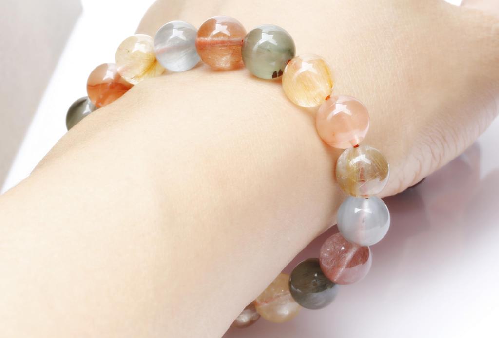 KOUOKU Old Multicolor Rutilated Quartz Bracelet 10mm Power Stone Money Luck Good Luck Brazilian Natural Stone Prayer Beads Rutilated Quartz [K