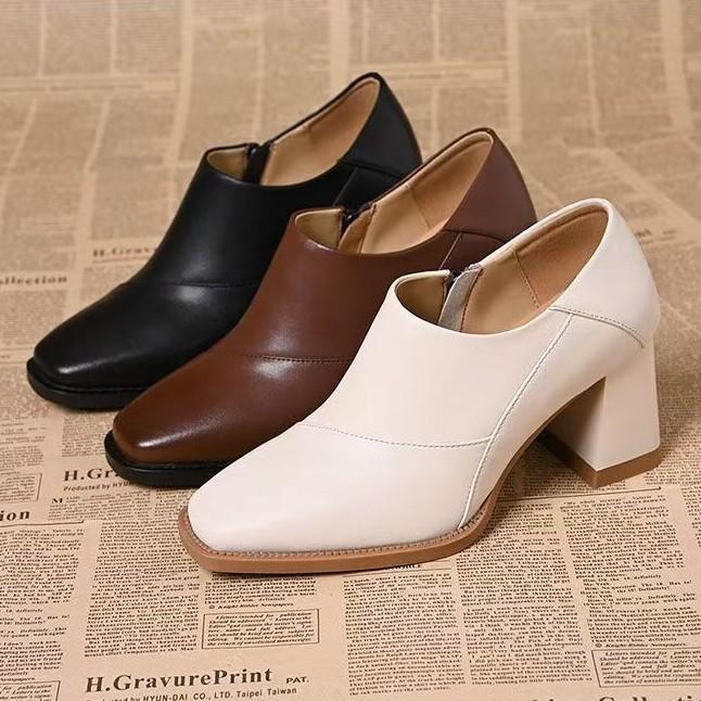 French simple square head thick heel single shoes 2025 spring and autumn retro low top light commuting deep mouth high heels women