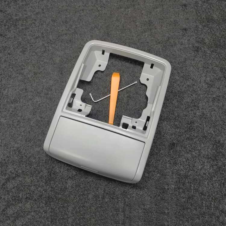 1pcs For Volkswagen 11-18 Passat roof front reading light outer frame storage box
