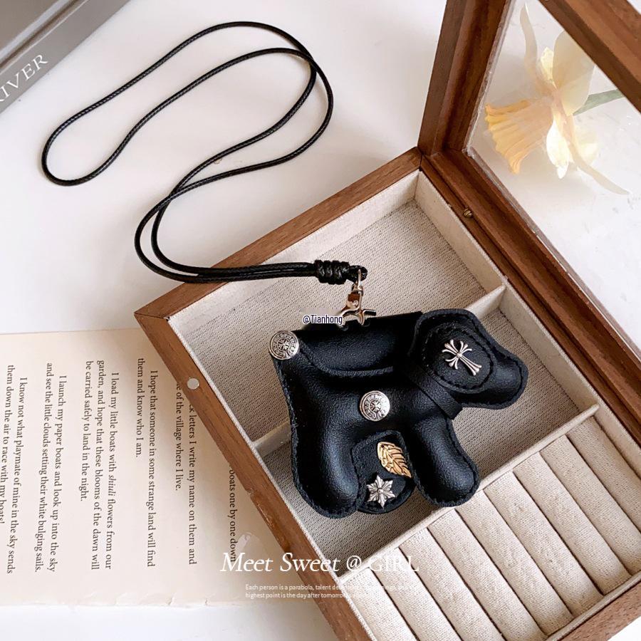 Leather Magnetic Sunglasses Holder Necklace: Stylish Accessory & Sweater Chain for Women