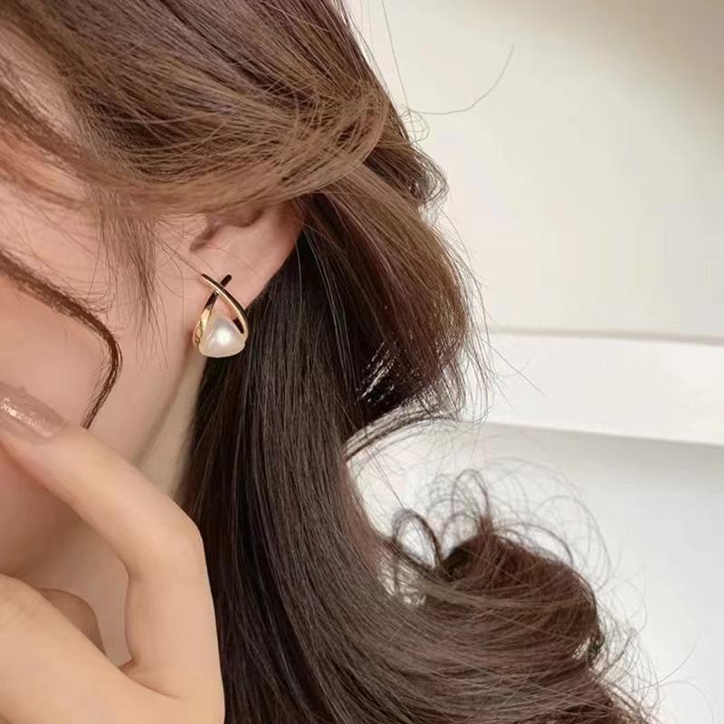 Pearl Light Luxury Earrings, High-end and Stylish Niche Design Earrings, All-match Earrings